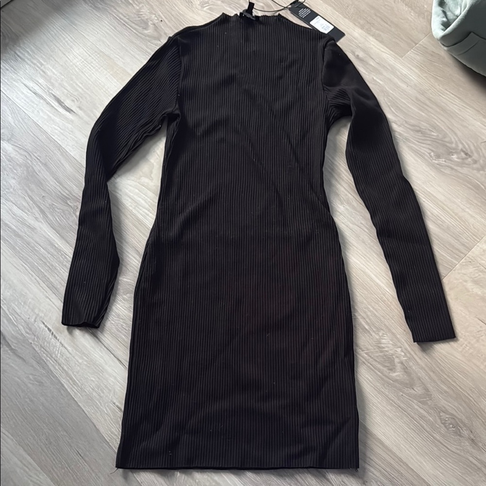 Elegant Black Ribbed Dress